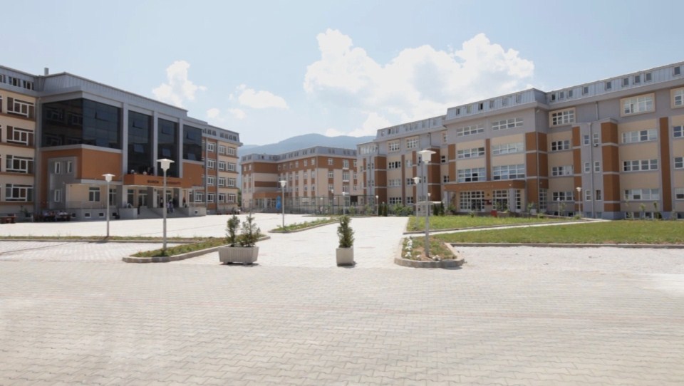 Bosna Hersek Amerikan Üniversitesi